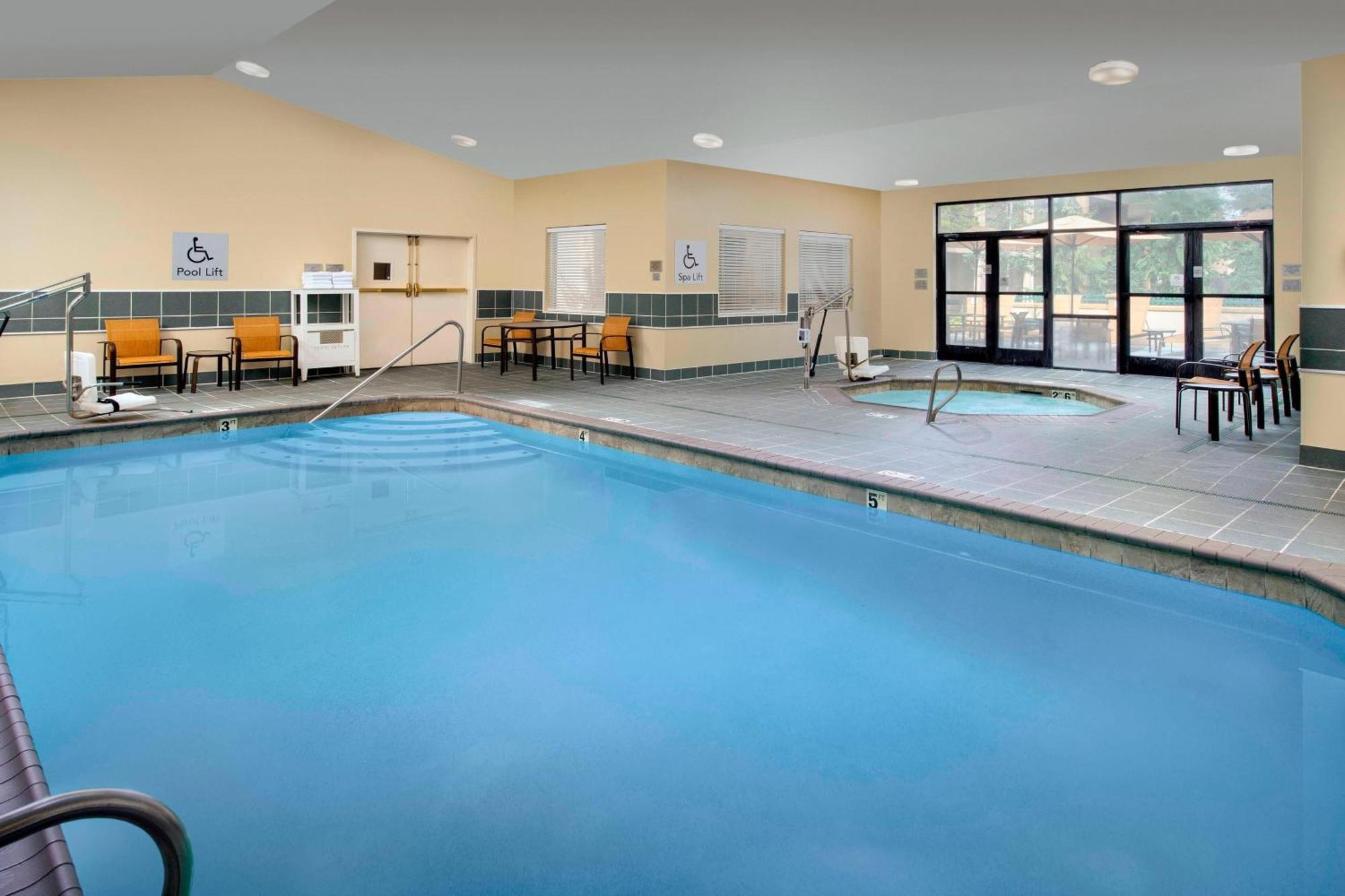 מלון Courtyard By Marriott Portland הילסבורו מראה חיצוני תמונה
